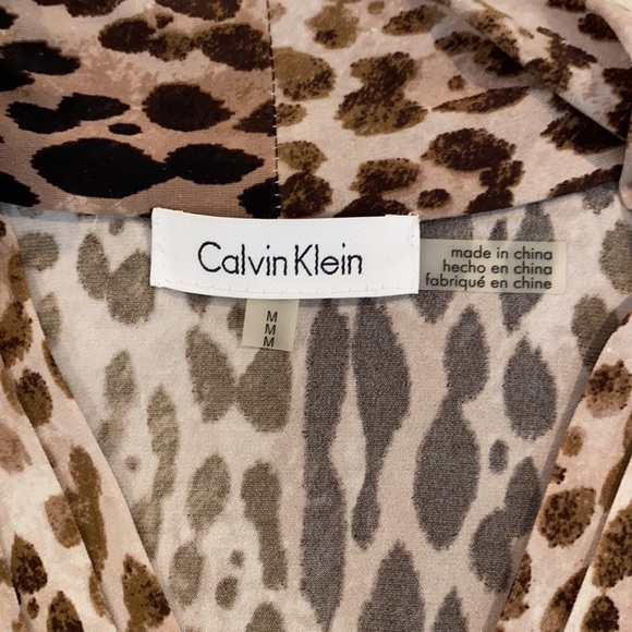Calvin Klein Leopard Print Wrap Top - Picture 4 of 8